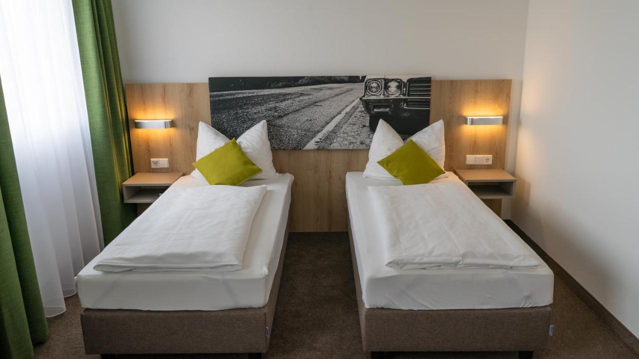 Hotel Highway 3*